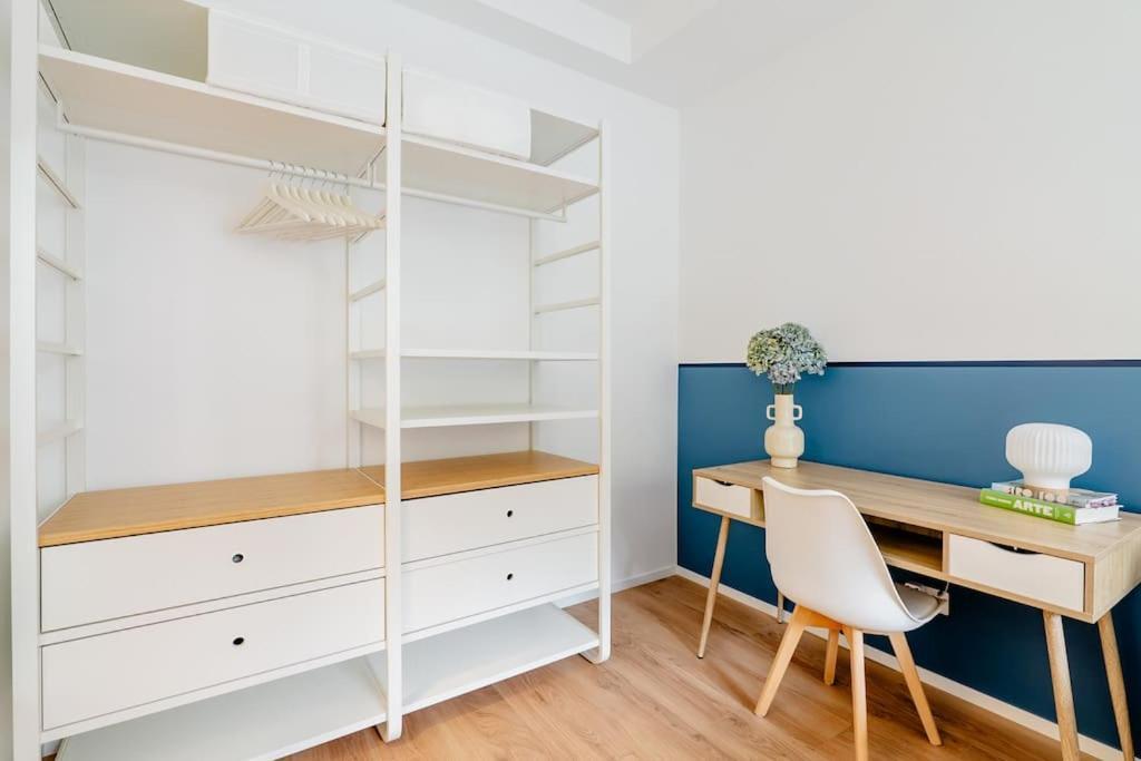 Luxury 1 Bedroom Apartment, Close To San Siro, Fiera And 10 Min Metro To Duomo Appartamento